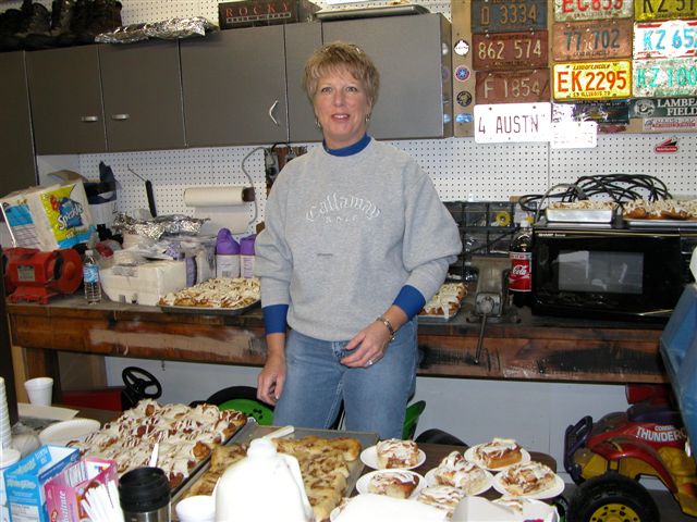 Renee Honselman & cinnamon rolls